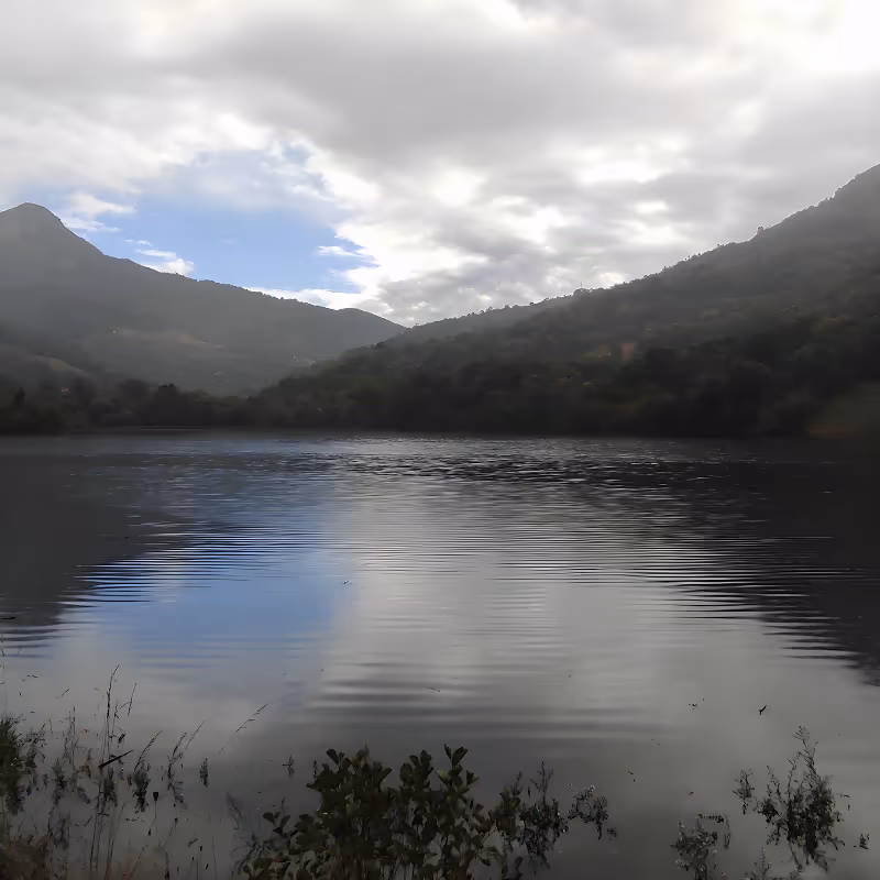Valdemurio reservoir beside the Quirós branch of the Senda del Oso